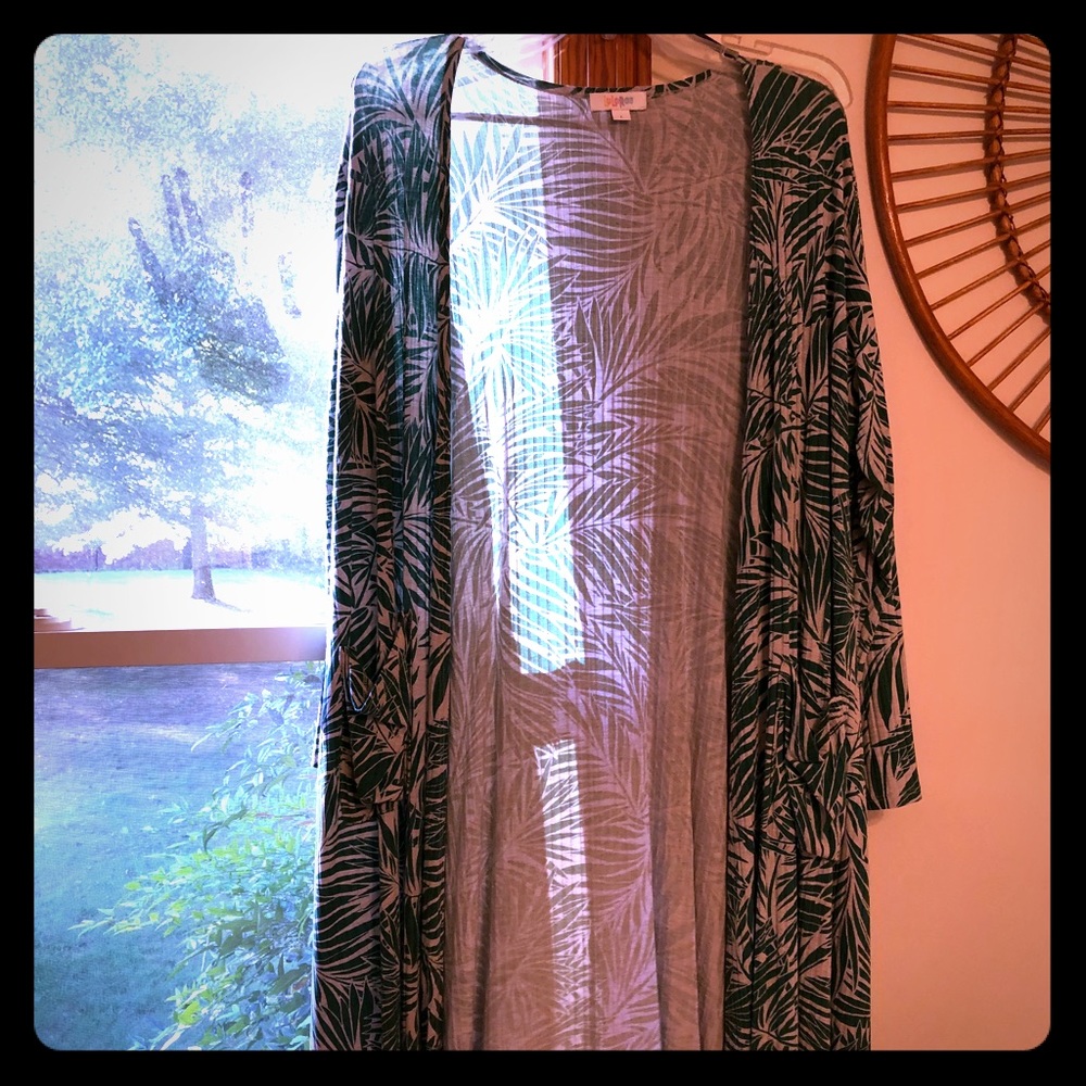 LuLaRoe Large Sara palm leaf print